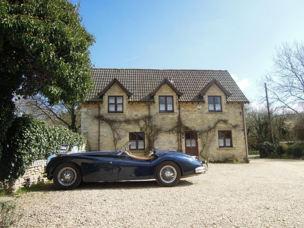 Fosse Farmhouse Holiday Cottages Chippenham  Dış mekan fotoğraf