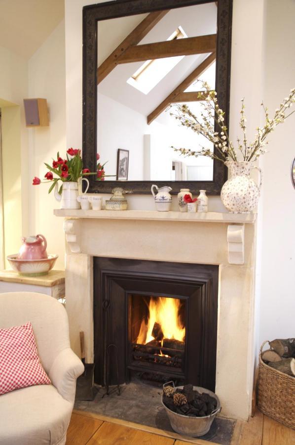 Fosse Farmhouse Holiday Cottages Chippenham  Dış mekan fotoğraf