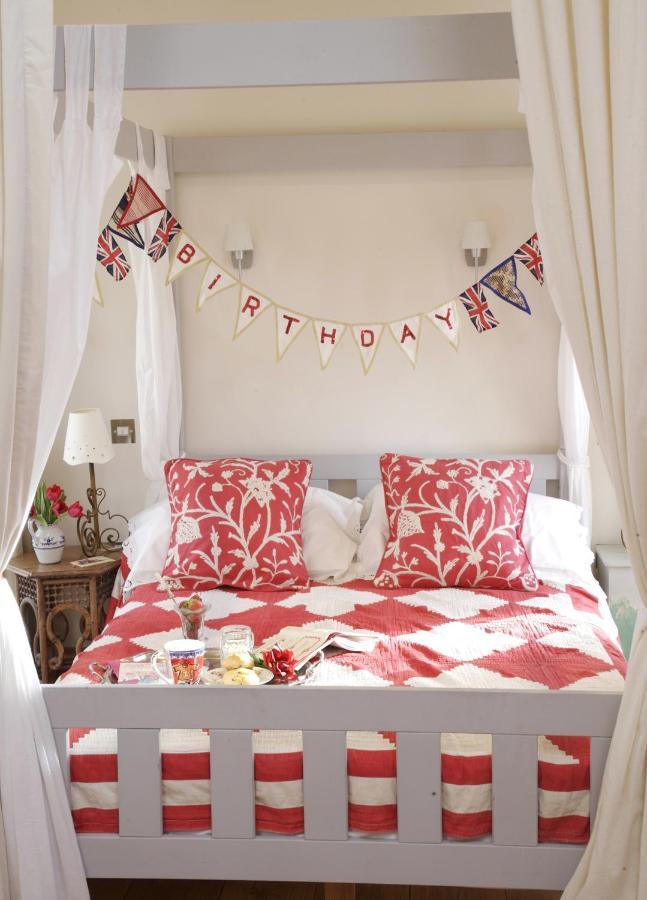 Fosse Farmhouse Holiday Cottages Chippenham  Dış mekan fotoğraf