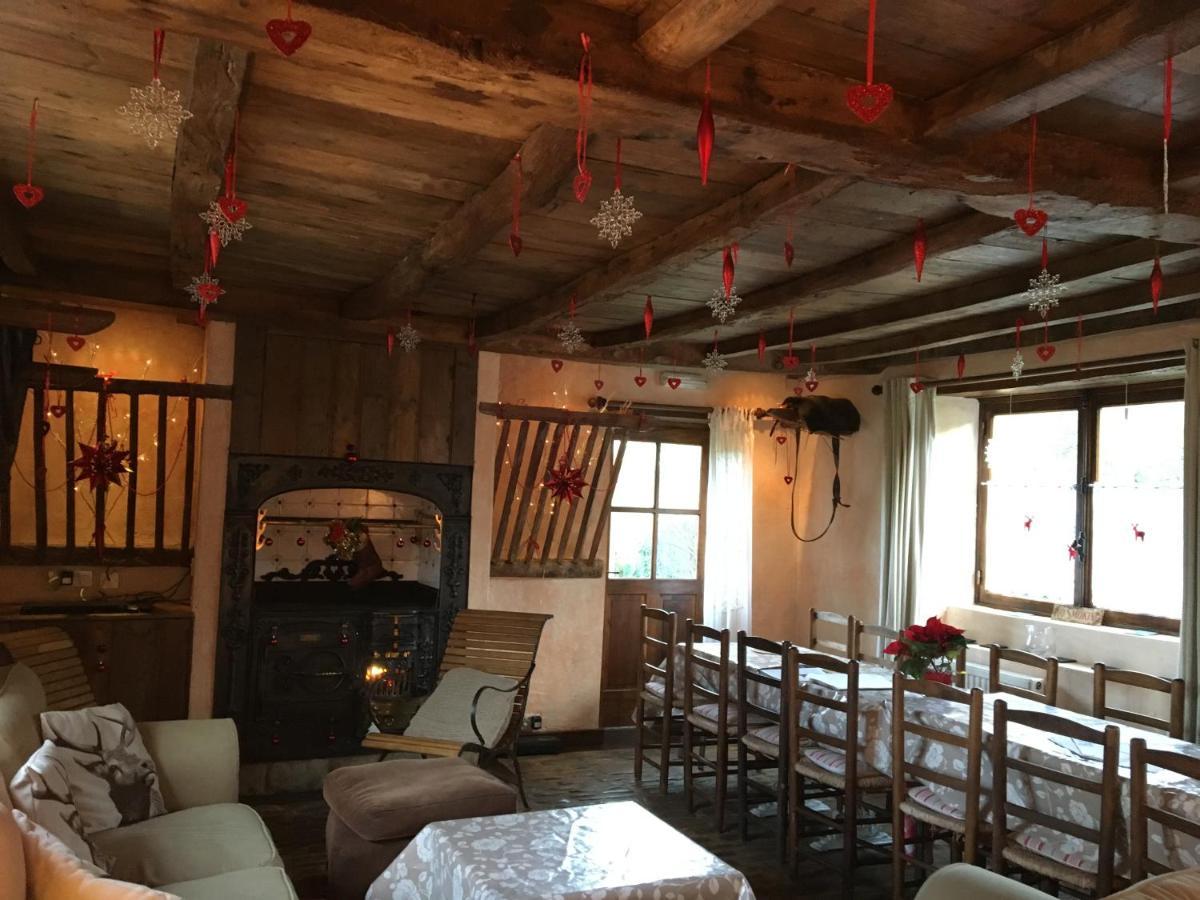 Fosse Farmhouse Holiday Cottages Chippenham  Dış mekan fotoğraf