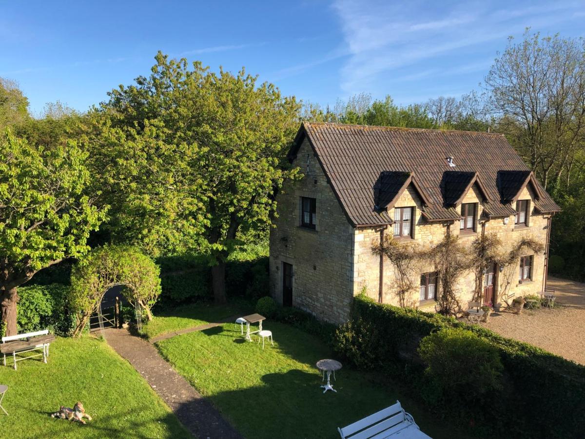 Fosse Farmhouse Holiday Cottages Chippenham  Dış mekan fotoğraf